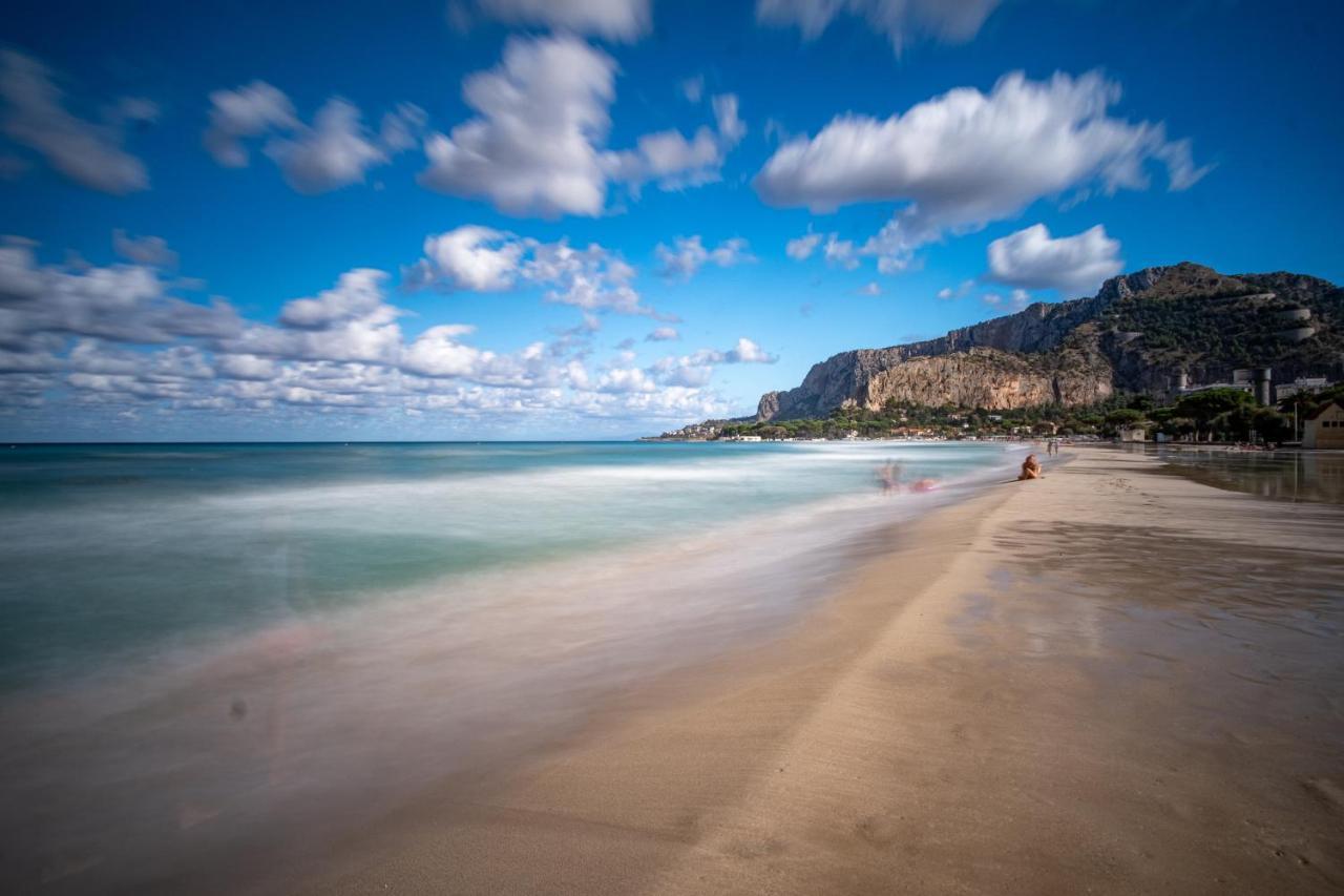 Domia Boutique Hotel E Cucina Mondello Bagian luar foto